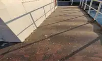 Баржа за продажба