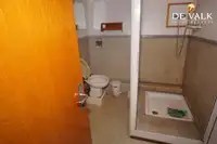 Изследователски кораб за продажба