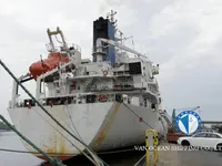 Хладилен кораб за продажба