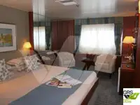 Круизен кораб за продажба