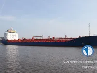 Танкер за нефт/химикали за продажба