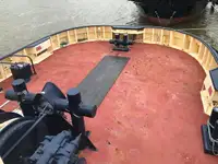 Буксир за продажба