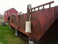 Баржа за продажба