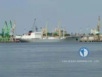 Хладилен кораб за продажба