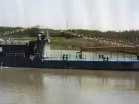Кораб-кран за продажба