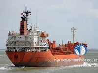 Танкер за нефт/химикали за продажба