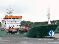 Танкер за нефт/химикали за продажба