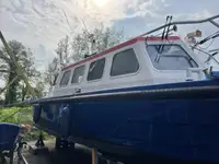 Патрулен кораб за продажба