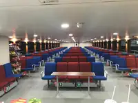Круизен кораб за продажба