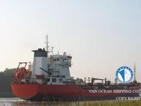 Танкер за нефт/химикали за продажба