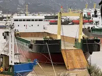 Десантен кораб, танкер за продажба