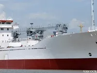 Хладилен кораб за продажба