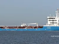 Танкер за нефт/химикали за продажба