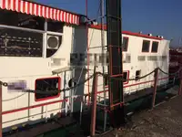 Контейнеровоз за продажба