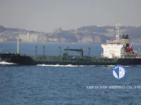 Танкер за нефт/химикали за продажба