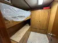 Кораб за превоз на екипаж за продажба