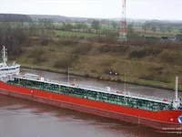 Танкер за нефт/химикали за продажба