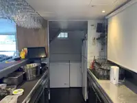 Круизен кораб за продажба