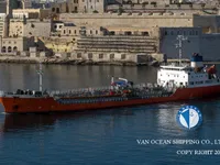 Танкер за нефт/химикали за продажба