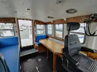 Кораб за проучване за продажба