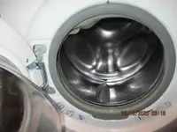 Хладилен кораб за продажба
