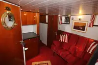 Круизен кораб за продажба