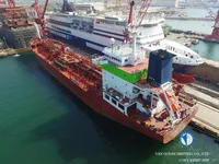 Танкер за нефт/химикали за продажба