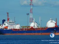 Танкер за нефт/химикали за продажба