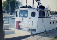 Баржа за продажба
