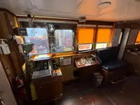 Контейнеровоз за продажба