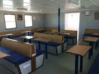 Десантен кораб, танкер за продажба