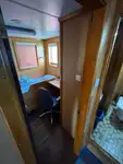 Контейнеровоз за продажба