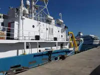 Изследователски кораб за продажба