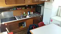 Кораб за превоз на екипаж за продажба