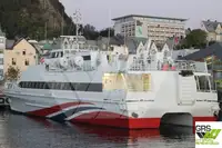 Круизен кораб за продажба
