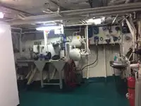 Хладилен кораб за продажба
