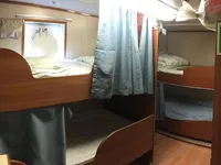 Изследователски кораб за продажба