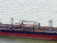 Танкер за нефт/химикали за продажба