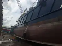 Хладилен кораб за продажба