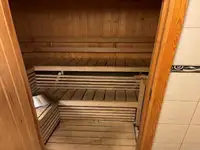Круизен кораб за продажба