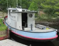 Буксир за продажба
