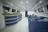 Круизен кораб за продажба