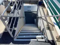 Круизен кораб за продажба