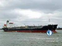 Танкер за нефт/химикали за продажба