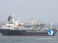 Танкер за нефт/химикали за продажба
