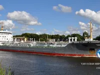 Танкер за нефт/химикали за продажба