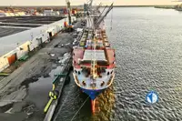 Хладилен кораб за продажба