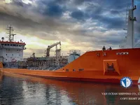 Танкер за нефт/химикали за продажба