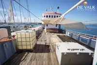 Изследователски кораб за продажба