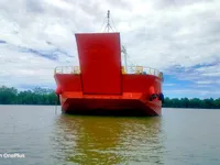Десантен кораб, танкер за продажба